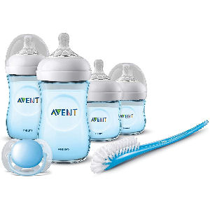 Set de recién nacido Avent, incluye 4 biberones, 1 chupete y una escobilla limpia biberones